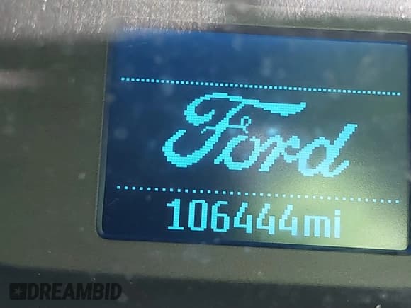 ✅ 2017 Ford Transit XL • VIN: 1FBZX2ZMXHKA20653 • Lot: 41691617. Wystawiony na IAAI z przebiegiem 106 444 mil. Bezpłatny archiwum sprzedaży aukcyjnych z USA i szczegółowy raport historii pojazdu na DreamBid. Zdjęcie 15.