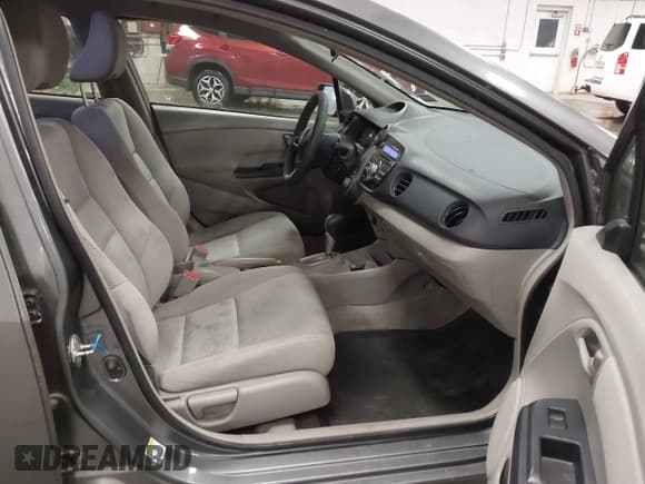 ✅ 2010 Honda Insight LX • VIN: JHMZE2H58AS038570 • Lot: 43848401. Listed on IAAI with 158,775 mi. Free auction sales archive from the USA and detailed vehicle history report at DreamBid. Image 5.