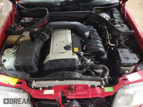 ✅ 1994 Mercedes-Benz E 320 • VIN: WDBEA66E8RC044069 • Лот: 87713565. Опубликован ранее на Copart с пробегом 69 061 миль. Бесплатный доступ к архиву аукционных продаж из США и подробный отчёт об истории автомобиля на DreamBid. Изображение 11.