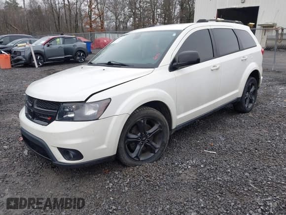✅ 2019 Dodge Journey SE • VIN: 3C4PDCBB2KT863519 • Lot: 43807326. Wystawiony na IAAI z przebiegiem 61 192 mil. Bezpłatny archiwum sprzedaży aukcyjnych z USA i szczegółowy raport historii pojazdu na DreamBid. Zdjęcie 17.