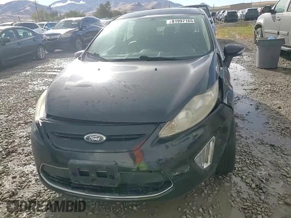 ✅ 2011 Ford Fiesta SES • VIN: 3FADP4FJ5BM145481 • Lot: 81997165. Wystawiony na Copart z przebiegiem Nie podano. Bezpłatny archiwum sprzedaży aukcyjnych z USA i szczegółowy raport historii pojazdu na DreamBid. Zdjęcie 14.