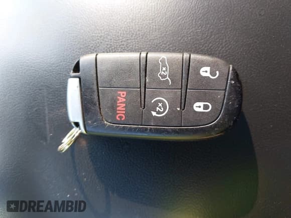 ✅ 2020 Jeep Grand Cherokee Limited • VIN: 1C4RJFBG9LC379388 • Лот: 43126373. Опубликован ранее на IAAI с пробегом 70 819 миль. Бесплатный доступ к архиву аукционных продаж из США и подробный отчёт об истории автомобиля на DreamBid. Изображение 11.