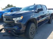 ✅ 2023 Chevrolet Silverado 1500 LT Trail Boss • VIN: 3GCUDFED1PG115376 • Lot: 43402686. Wystawiony na IAAI z przebiegiem 38 712 mil. Bezpłatny archiwum sprzedaży aukcyjnych z USA i szczegółowy raport historii pojazdu na DreamBid. Zdjęcie 2.