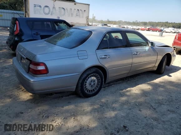 ✅ 2001 Infiniti Q45 Touring • VIN: JNKBY31A41M100380 • Lot: 72982594. Wystawiony na Copart z przebiegiem Nie podano. Bezpłatny archiwum sprzedaży aukcyjnych z USA i szczegółowy raport historii pojazdu na DreamBid. Zdjęcie 3.
