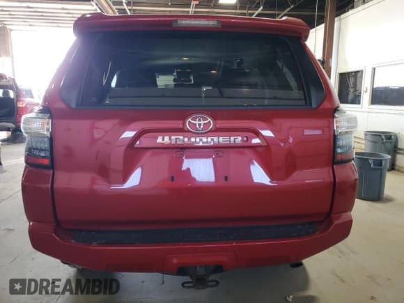 ✅ 2016 Toyota 4Runner Limited • VIN: JTEBU5JR8G5302250 • Lot: 92512845. Listed on Copart with 138,672 mi. Free auction sales archive from the USA and detailed vehicle history report at DreamBid. Image 6.