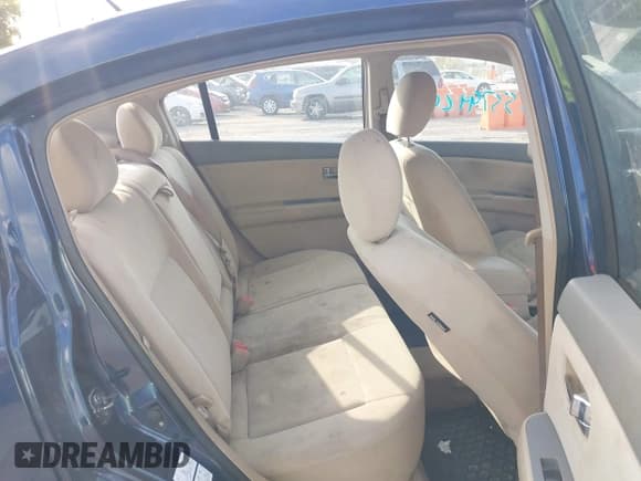 ✅ 2009 Nissan Sentra FE+ • VIN: 3N1AB61E09L651563 • Lot: 43379926. Wystawiony na IAAI z przebiegiem 194 758 mil. Bezpłatny archiwum sprzedaży aukcyjnych z USA i szczegółowy raport historii pojazdu na DreamBid. Zdjęcie 8.