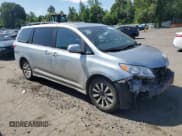✅ 2019 Toyota Sienna XLE • VIN: 5TDDZ3DC5KS219856 • Лот: 61246565. Опубликован ранее на Copart с пробегом 81 670 миль. Бесплатный доступ к архиву аукционных продаж из США и подробный отчёт об истории автомобиля на DreamBid. Изображение 4.