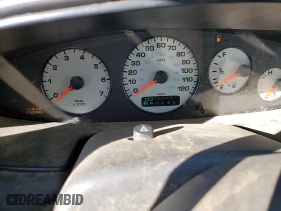 ✅ 2000 Dodge Stratus SE • VIN: 1B3EJ46X4YN177410 • Lot: 86432515. Listed on Copart with 150,492 mi. Free auction sales archive from the USA and detailed vehicle history report at DreamBid. Image 9.