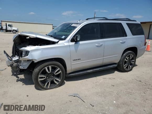 2019 Chevrolet Tahoe Premier z VIN 1GNSKCKJ3KR295868, wystawiony jako Copart lot #53320585 z przebiegiem 90 370 mil mil oraz Szkoda całkowita • Salvage title. Historia ofert i sprzedaży dostępna na DreamBid. Obrazek 1.