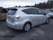 ✅ 2013 Toyota Prius Three • VIN: JTDZN3EU4D3256510 • Лот: 43794421. Опубликован ранее на IAAI с пробегом 281 054 миль. Бесплатный доступ к архиву аукционных продаж из США и подробный отчёт об истории автомобиля на DreamBid. Изображение 4.