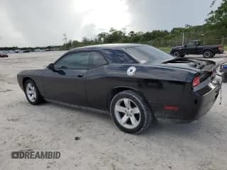 ✅ 2013 Dodge Challenger SXT • VIN: 2C3CDYAG8DH662846 • Lot: 73607164. Wystawiony na Copart z przebiegiem Nie podano. Bezpłatny archiwum sprzedaży aukcyjnych z USA i szczegółowy raport historii pojazdu na DreamBid. Zdjęcie 2.