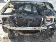 ✅ 2007 Lexus LX 470 • VIN: JTJHT00W774029347 • Lot: 72040134. Listed on Copart with 164,386 mi. Free auction sales archive from the USA and detailed vehicle history report at DreamBid. Image 13.