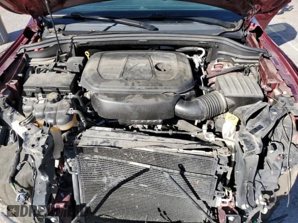 ✅ 2018 Dodge Durango SXT • VIN: 1C4RDJAG9JC116388 • Лот: 92186375. Опубликован ранее на Copart с пробегом 166 190 миль. Бесплатный доступ к архиву аукционных продаж из США и подробный отчёт об истории автомобиля на DreamBid. Изображение 12.