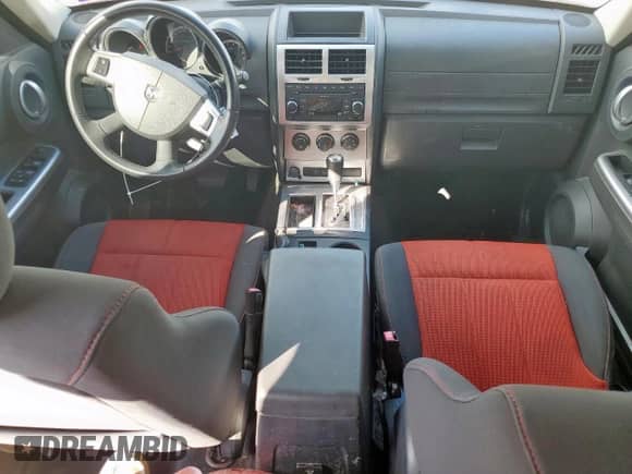 2008 Dodge Nitro R/T with VIN 1D8GT58628W127399, listed as a Copart auction lot 61335475 with 106,255 mi miles and Salvage title. Bid and sale history available at DreamBid. Image 8.