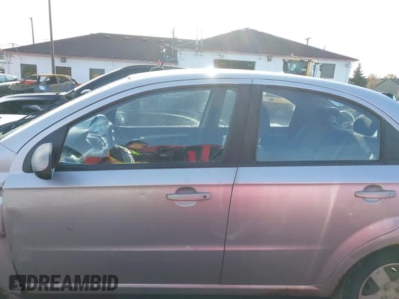 ✅ 2009 Chevrolet Aveo 1LT • VIN: KL1TD56E79B643231 • Lot: 43690206. Listed on IAAI with 125,000 mi. Free auction sales archive from the USA and detailed vehicle history report at DreamBid. Image 15.