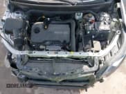 ✅ 2020 Chevrolet Equinox LS • VIN: 3GNAXHEVXLS653233 • Lot: 43125798. Wystawiony na IAAI z przebiegiem 110 051 mil. Bezpłatny archiwum sprzedaży aukcyjnych z USA i szczegółowy raport historii pojazdu na DreamBid. Zdjęcie 10.