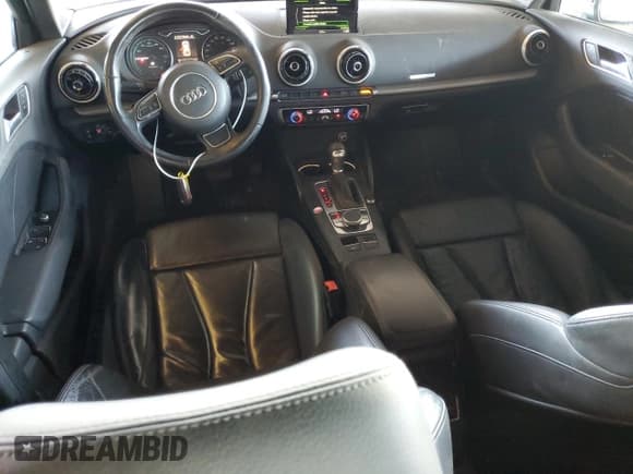 ✅ 2016 Audi A3 e-tron Premium Plus • VIN: WAUTPBFF4GA098502 • Лот: 86303635. Опубликован ранее на Copart с пробегом 74 036 миль. Бесплатный доступ к архиву аукционных продаж из США и подробный отчёт об истории автомобиля на DreamBid. Изображение 8.