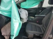 ✅ 2023 Chevrolet Bolt EV 1LT • VIN: 1G1FW6S06P4182386 • Lot: 57018395. Wystawiony na Copart z przebiegiem Nie podano. Bezpłatny archiwum sprzedaży aukcyjnych z USA i szczegółowy raport historii pojazdu na DreamBid. Zdjęcie 7.