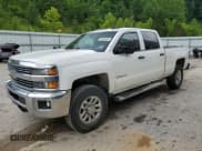✅ 2015 Chevrolet Silverado 2500HD LT • VIN: 1GC1KVEG8FF161042 • Lot: 52849325. Wystawiony na Copart z przebiegiem Nie podano. Bezpłatny archiwum sprzedaży aukcyjnych z USA i szczegółowy raport historii pojazdu na DreamBid. Zdjęcie 1.