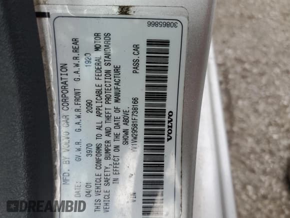 ✅ 2001 Volvo V40 • VIN: YV1VW29581F738166 • Лот: 86166264. Опубликован ранее на Copart с пробегом 83 518 миль. Бесплатный доступ к архиву аукционных продаж из США и подробный отчёт об истории автомобиля на DreamBid. Изображение 12.