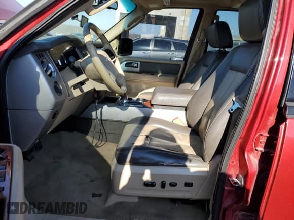 ✅ 2008 Ford Expedition Max Eddie Bauer • VIN: 1FMFK18588LA48667 • Lot: 83018054. Listed on Copart with 246,833 mi. Free auction sales archive from the USA and detailed vehicle history report at DreamBid. Image 7.