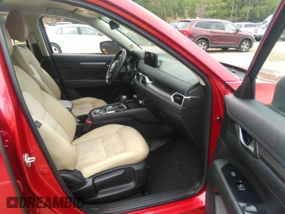 ✅ 2021 Mazda CX-5 Touring • VIN: JM3KFBCMXM1303358 • Lot: 42829675. Wystawiony na IAAI z przebiegiem 53 848 mil. Bezpłatny archiwum sprzedaży aukcyjnych z USA i szczegółowy raport historii pojazdu na DreamBid. Zdjęcie 5.