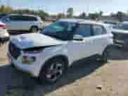 2024 Hyundai Venue SEL z VIN KMHRC8A3XRU320000, wystawiony jako Copart lot #74366054 z przebiegiem 168 mil mil oraz Szkoda całkowita • Salvage title. Historia ofert i sprzedaży dostępna na DreamBid. Obrazek 1.