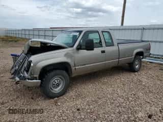 ✅ 1998 Chevrolet Silverado 2500 • VIN: 1GCGK29RXWE200448 • Lot: 54229145. Wystawiony na Copart z przebiegiem 171 037 mil. Bezpłatny archiwum sprzedaży aukcyjnych z USA i szczegółowy raport historii pojazdu na DreamBid. Zdjęcie 1.