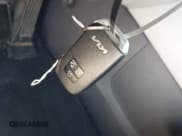 ✅ 2022 Kia Carnival LXS • VIN: KNDNB4H31N6086039 • Лот: 42778496. Опубликован ранее на IAAI с пробегом 134 763 миль. Бесплатный доступ к архиву аукционных продаж из США и подробный отчёт об истории автомобиля на DreamBid. Изображение 11.