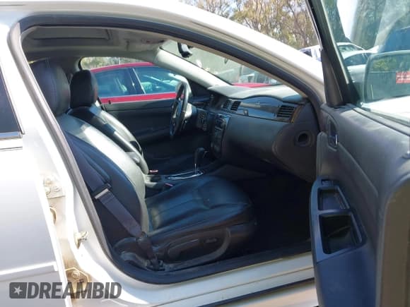 ✅ 2014 Chevrolet Impala LTZ • VIN: 2G1WC5E36E1130886 • Lot: 43533880. Wystawiony na IAAI z przebiegiem 200 445 mil. Bezpłatny archiwum sprzedaży aukcyjnych z USA i szczegółowy raport historii pojazdu na DreamBid. Zdjęcie 5.