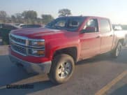 ✅ 2015 Chevrolet Silverado 1500 LT • VIN: 3GCUKREC2FG102035 • Lot: 43364737. Wystawiony na IAAI z przebiegiem 190 804 mil. Bezpłatny archiwum sprzedaży aukcyjnych z USA i szczegółowy raport historii pojazdu na DreamBid. Zdjęcie 2.