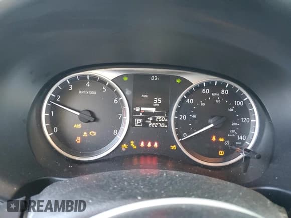 ✅ 2023 Nissan Kicks S • VIN: 3N1CP5BV6PL568431 • Lot: 82490635. Wystawiony na Copart z przebiegiem 22 270 mil. Bezpłatny archiwum sprzedaży aukcyjnych z USA i szczegółowy raport historii pojazdu na DreamBid. Zdjęcie 9.