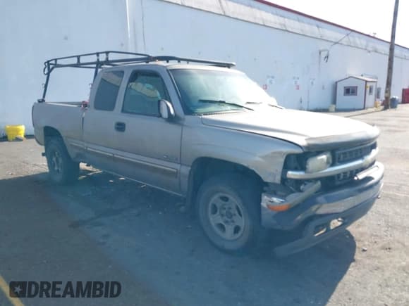 ✅ 2001 Chevrolet Silverado 1500 LS • VIN: 1GCEK19T31E152703 • Лот: 42638486. Опубликован ранее на IAAI с пробегом Не указан. Бесплатный доступ к архиву аукционных продаж из США и подробный отчёт об истории автомобиля на DreamBid. Изображение 1.