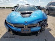 ✅ 2016 BMW i8 • VIN: WBY2Z2C59GV675858 • Lot: 71113805. Wystawiony na Copart z przebiegiem 35 721 mil. Bezpłatny archiwum sprzedaży aukcyjnych z USA i szczegółowy raport historii pojazdu na DreamBid. Zdjęcie 5.