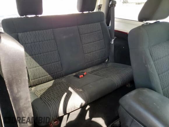 ✅ 2012 Jeep Wrangler Rubicon • VIN: 1C4BJWCG4CL108786 • Лот: 67912985. Опубликован ранее на Copart с пробегом 171 053 миль. Бесплатный доступ к архиву аукционных продаж из США и подробный отчёт об истории автомобиля на DreamBid. Изображение 10.