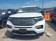 ✅ 2020 Ford Explorer Limited • VIN: 1FMSK8FH8LGB83234 • Lot: 42835941. Wystawiony na IAAI z przebiegiem 35 101 mil. Bezpłatny archiwum sprzedaży aukcyjnych z USA i szczegółowy raport historii pojazdu na DreamBid. Zdjęcie 13.