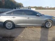 ✅ 2017 Hyundai Sonata SE • VIN: KMHE24L19HA060419 • Лот: 43526339. Опубликован ранее на IAAI с пробегом 120 983 миль. Бесплатный доступ к архиву аукционных продаж из США и подробный отчёт об истории автомобиля на DreamBid. Изображение 13.