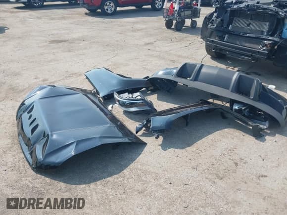 ✅ 2020 Chevrolet Colorado 4WD Work Truck • VIN: 1GCGTBEN2L1146369 • Lot: 42713349. Listed on IAAI with 137,791 mi. Free auction sales archive from the USA and detailed vehicle history report at DreamBid. Image 12.