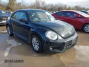 ✅ 2015 Volkswagen Beetle Fleet Edition • VIN: 3VWF17AT3FM610020 • Lot: 41714321. Wystawiony na IAAI z przebiegiem 158 381 mil. Bezpłatny archiwum sprzedaży aukcyjnych z USA i szczegółowy raport historii pojazdu na DreamBid. Zdjęcie 1.