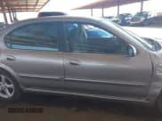 ✅ 2003 Nissan Maxima SE • VIN: JN1DA31D43T512898 • Lot: 42111179. Wystawiony na IAAI z przebiegiem 210 817 mil. Bezpłatny archiwum sprzedaży aukcyjnych z USA i szczegółowy raport historii pojazdu na DreamBid. Zdjęcie 13.