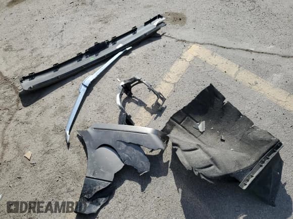 ✅ 2002 Buick Rendezvous CXL • VIN: 3G5DB03E72S501201 • Lot: 48700455. Wystawiony na Copart z przebiegiem 90 895 mil. Bezpłatny archiwum sprzedaży aukcyjnych z USA i szczegółowy raport historii pojazdu na DreamBid. Zdjęcie 15.