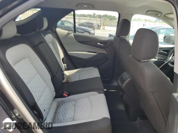 ✅ 2020 Chevrolet Equinox LT • VIN: 2GNAXJEV3L6198425 • Лот: 70176475. Опубликован ранее на Copart с пробегом 105 271 миль. Бесплатный доступ к архиву аукционных продаж из США и подробный отчёт об истории автомобиля на DreamBid. Изображение 11.