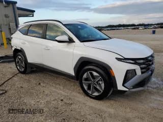 ✅ 2025 Hyundai Tucson SEL • VIN: 5NMJB3DE6SH481994 • Lot: 79962504. Wystawiony na Copart z przebiegiem 1 050 mil. Bezpłatny archiwum sprzedaży aukcyjnych z USA i szczegółowy raport historii pojazdu na DreamBid. Zdjęcie 4.