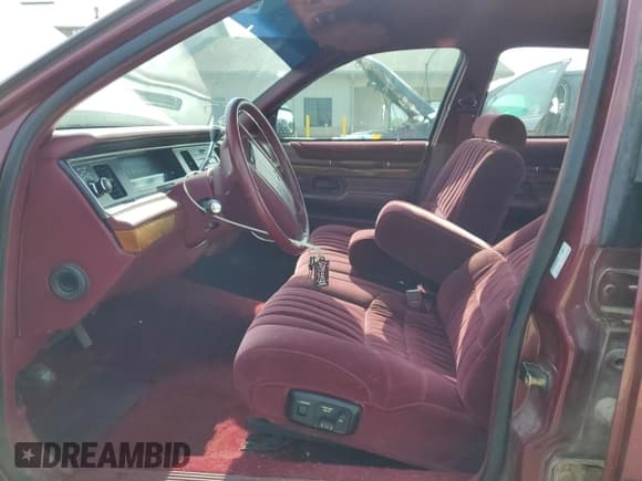 ✅ 1993 Mercury Grand Marquis LS • VIN: 2MELM75W7PX645410 • Лот: 60914325. Опубликован ранее на Copart с пробегом 138 980 миль. Бесплатный доступ к архиву аукционных продаж из США и подробный отчёт об истории автомобиля на DreamBid. Изображение 7.