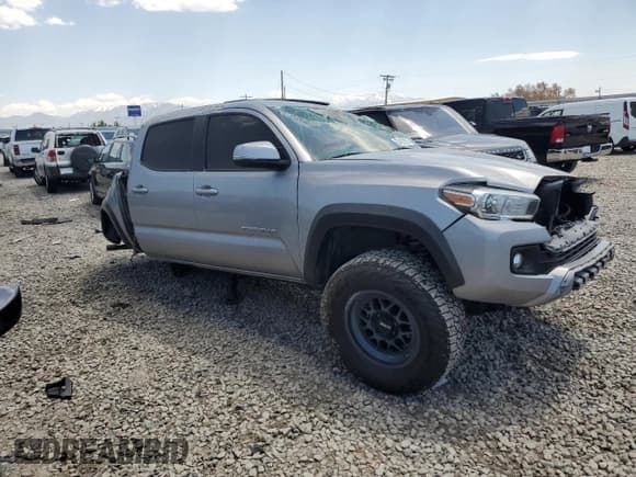✅ 2017 Toyota Tacoma TRD Off Road • VIN: 3TMCZ5ANXHM099624 • Lot: 57421875. Listed on Copart with Not provided. Free auction sales archive from the USA and detailed vehicle history report at DreamBid. Image 4.