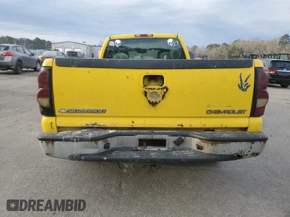 ✅ 2004 Chevrolet Silverado 1500 Work Truck • VIN: 1GCEC19V34E353391 • Лот: 48050385. Опубликован ранее на Copart с пробегом 296 421 миль. Бесплатный доступ к архиву аукционных продаж из США и подробный отчёт об истории автомобиля на DreamBid. Изображение 6.