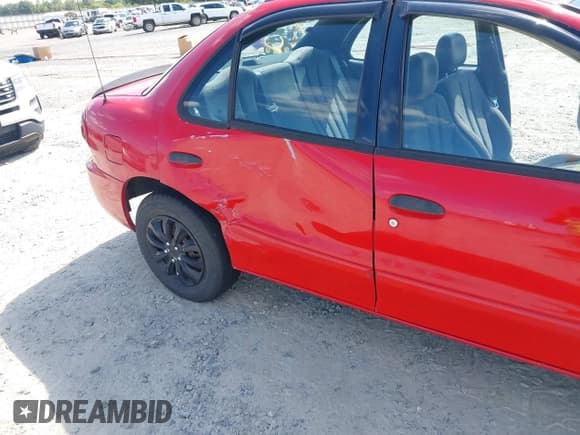 ✅ 2003 Chevrolet Cavalier • VIN: 1G1JC52F037309238 • Lot: 42834180. Listed on IAAI with 136,447 mi. Free auction sales archive from the USA and detailed vehicle history report at DreamBid. Image 6.