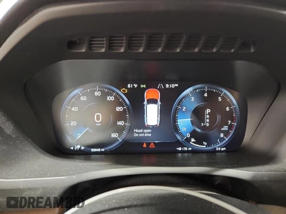 ✅ 2017 Volvo XC90 Inscription • VIN: YV4A22PLXH1156561 • Lot: 85685735. Wystawiony na Copart z przebiegiem 92 645 mil. Bezpłatny archiwum sprzedaży aukcyjnych z USA i szczegółowy raport historii pojazdu na DreamBid. Zdjęcie 9.