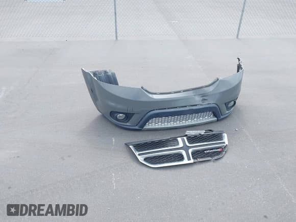 ✅ 2019 Dodge Journey SE • VIN: 3C4PDCBB2KT701518 • Lot: 43555749. Wystawiony na IAAI z przebiegiem 83 486 mil. Bezpłatny archiwum sprzedaży aukcyjnych z USA i szczegółowy raport historii pojazdu na DreamBid. Zdjęcie 12.