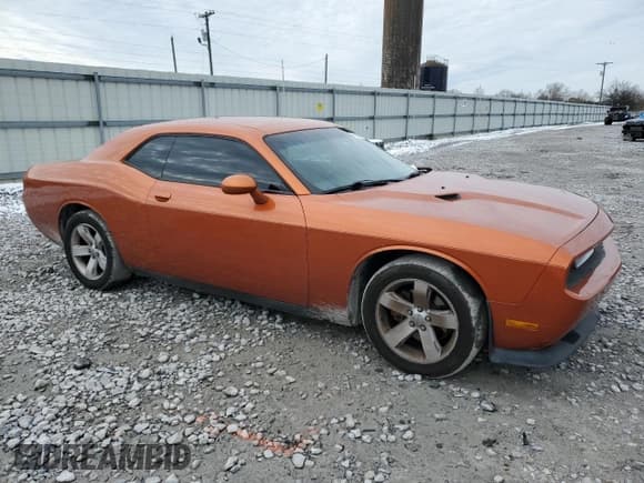 ✅ 2011 Dodge Challenger • VIN: 2B3CJ4DG6BH604466 • Lot: 42128995. Wystawiony na Copart z przebiegiem 216 000 mil. Bezpłatny archiwum sprzedaży aukcyjnych z USA i szczegółowy raport historii pojazdu na DreamBid. Zdjęcie 4.